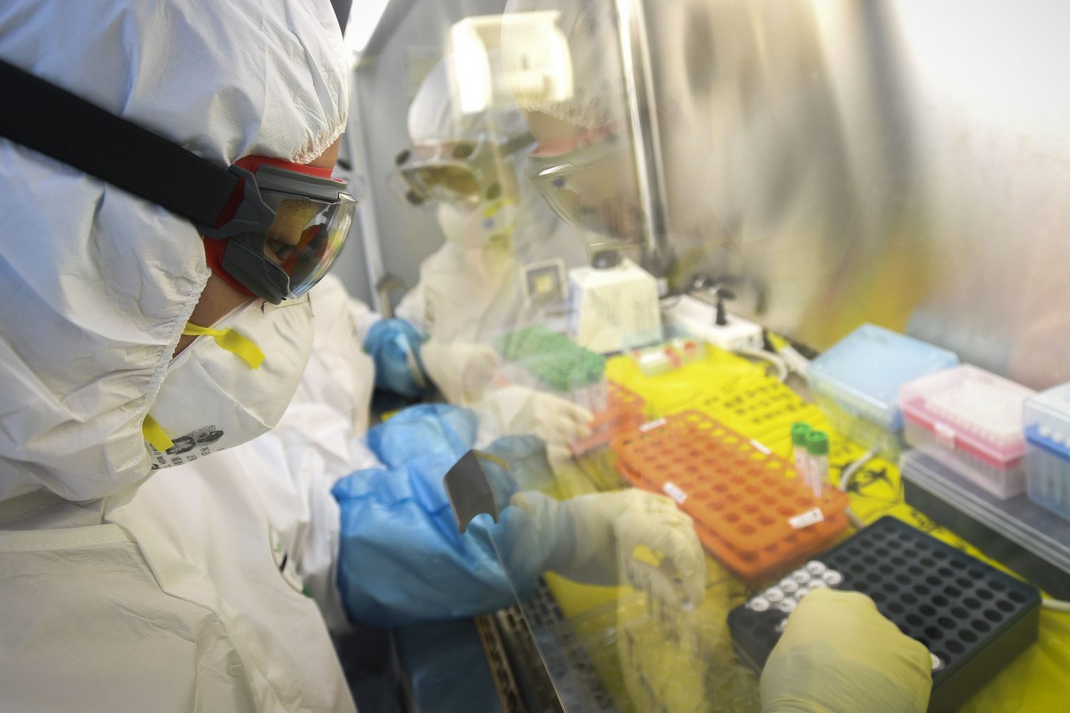Laboratórium vo Wu-chane. Foto: TASR/AP