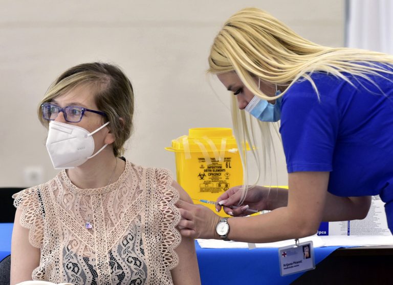 Očkovanie, ilustračná fotografia. Foto: TASR/AP