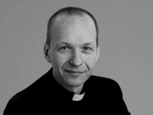 Stojíme za biskupom Haľkom