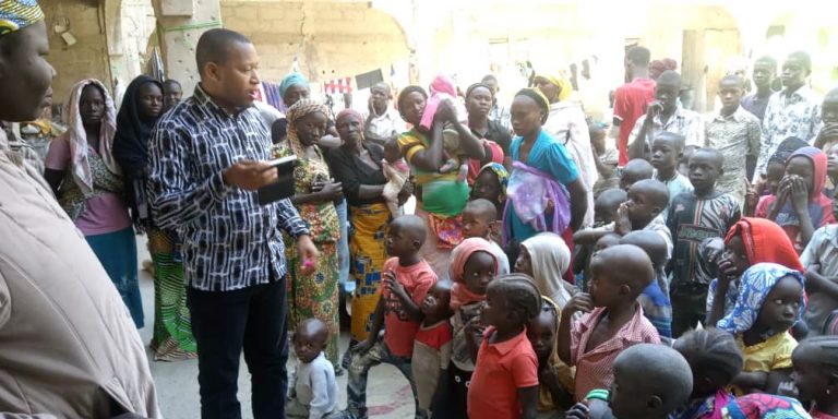 Desiatky detí zahynuli v islamskej škole počas rozdávania jedla