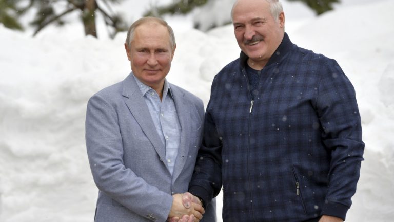 Lukašenko: Bielorusko pripraví zariadenia na umiestnenie rakiet Orešnik