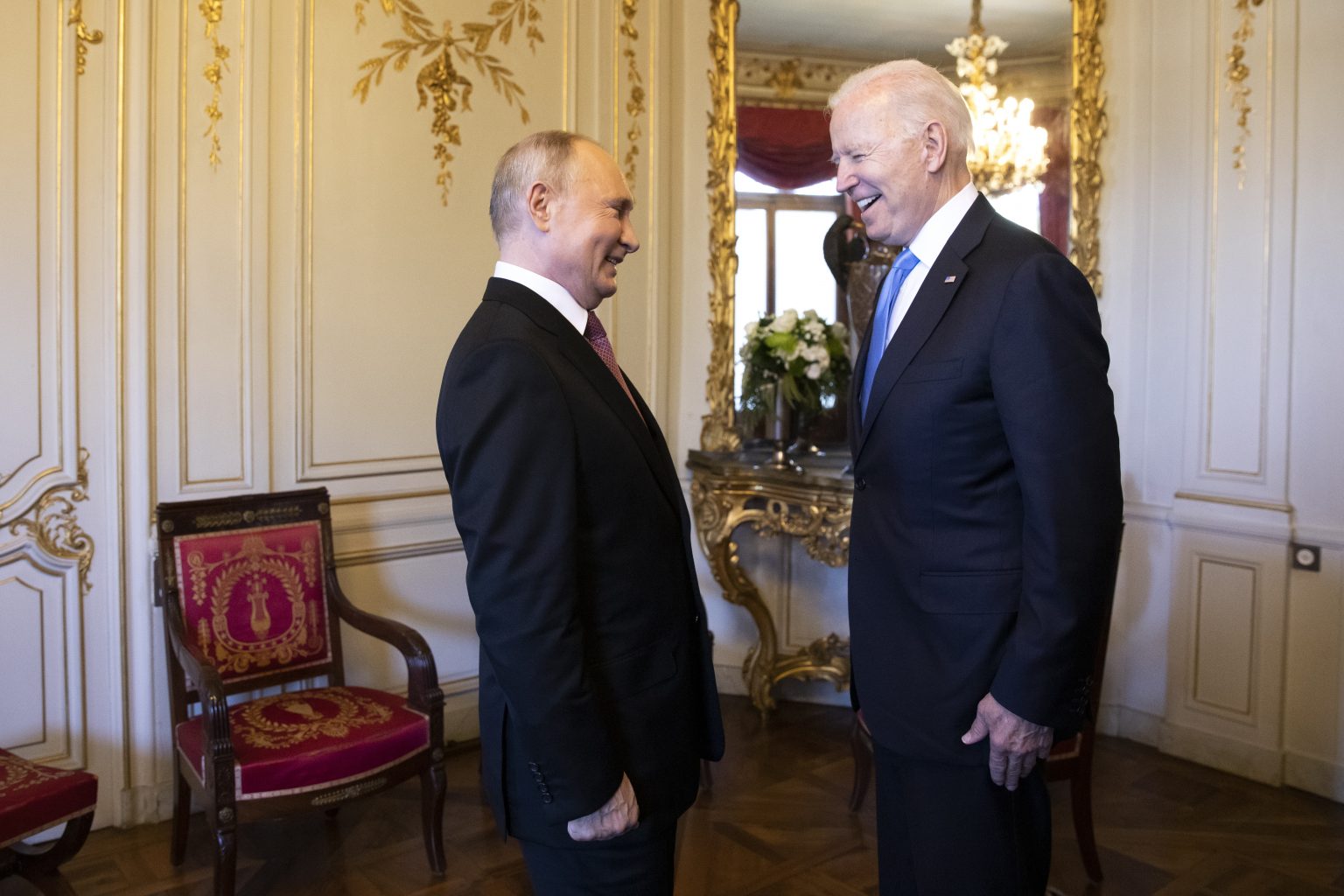 K takémuto stretnutiu už zrejme nikdy nepríde. Putin a Biden v júli 2021 v Ženeve. Foto: TASR/AP