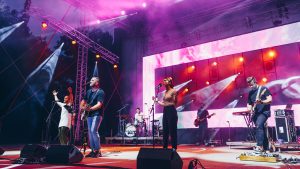 Prvá z chválových nocí s projektom Godzone sa konala dvakrát