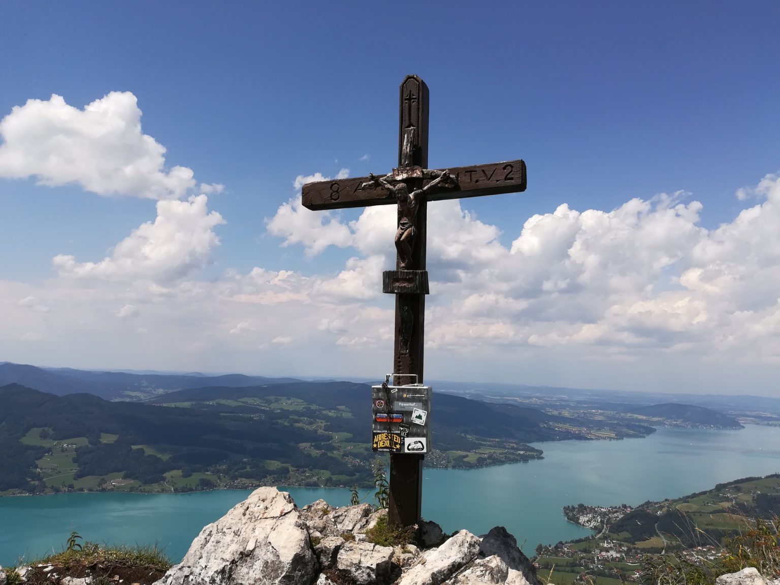 Vrcholové kríže k nám prišli z Álp. Tento je na vrchole Mahdlgupfu.
Foto: Juraj Hajko