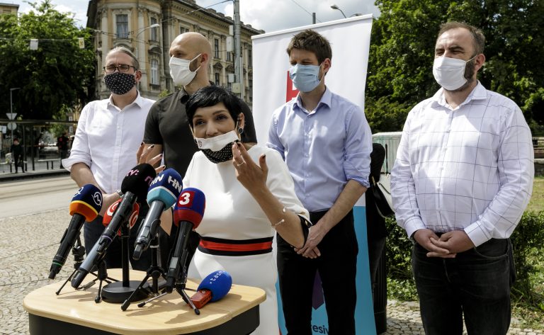 Členovia PS po minuloročnom sneme. Foto: Dano Veselský/TASR