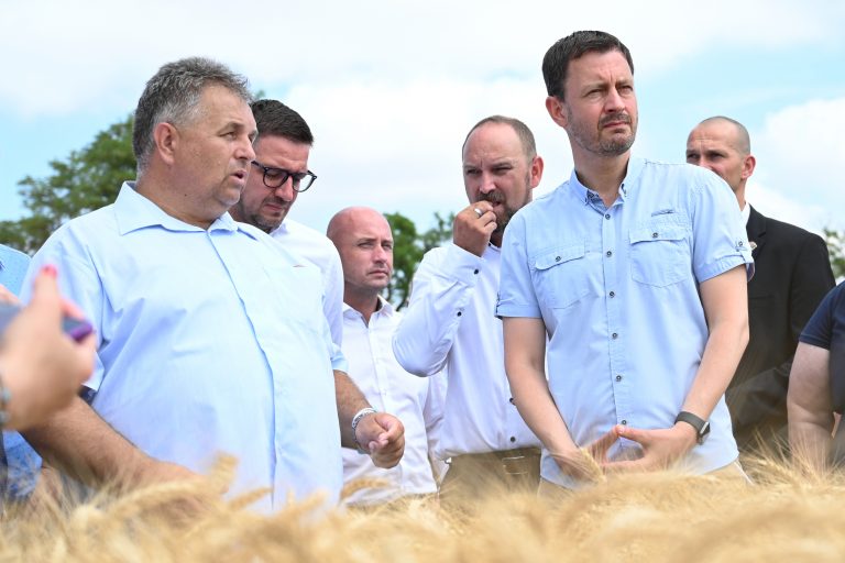 Eduard Heger na poli v Abraháme. Foto: Lukáš Grinaj/TASR