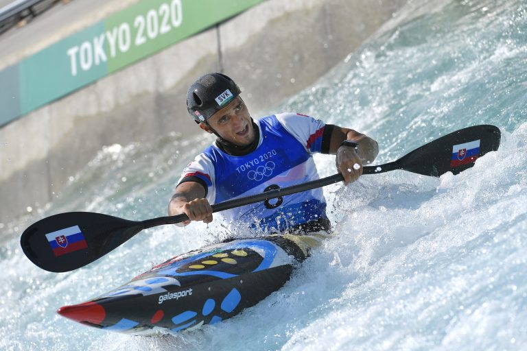 Slovenský vodný slalomár Jakub Grigar postúpil na olympiáde do finále K1