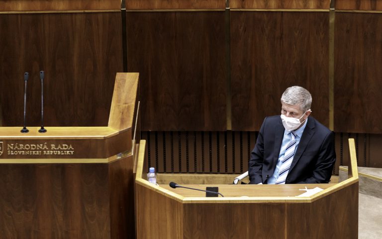 Povinné očkovanie odmieta väčšina Slovákov, ukázali výsledky prieskumu