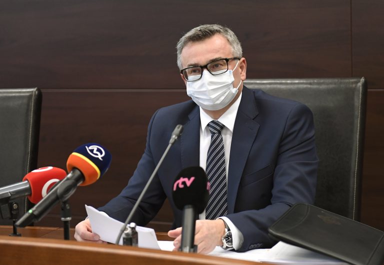 Referendum o predčasných voľbách nebude. Referendová otázka nie je v súlade s ústavou