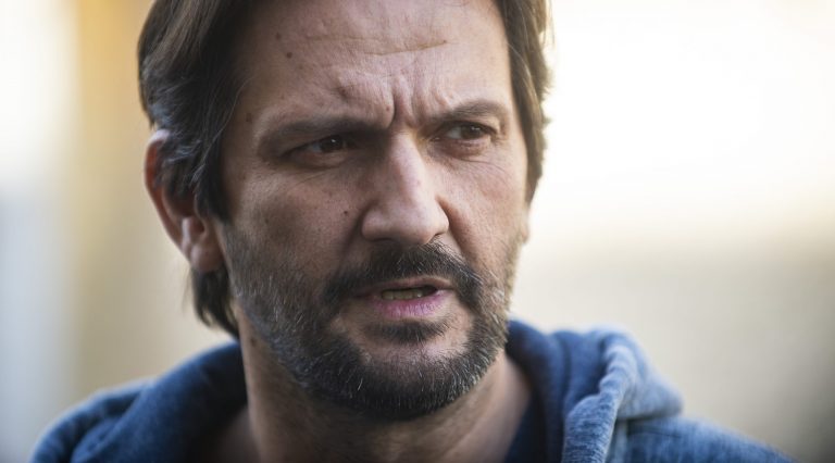 Kaliňák vypovedal v sídle NAKA. Za kauzami vidí politickú objednávku