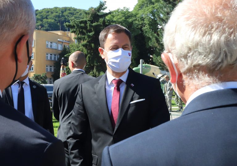 Premiér: Na účastníkov SNP môžeme byť hrdí. Povstanie nikdy nebolo porazené vojensky ani politicky, vraví Kollár