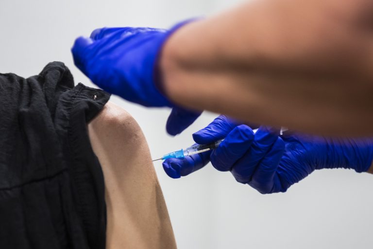 Rakovina, ktorej sa dá predísť. Očkovanie proti HPV je na Slovensku zdarma