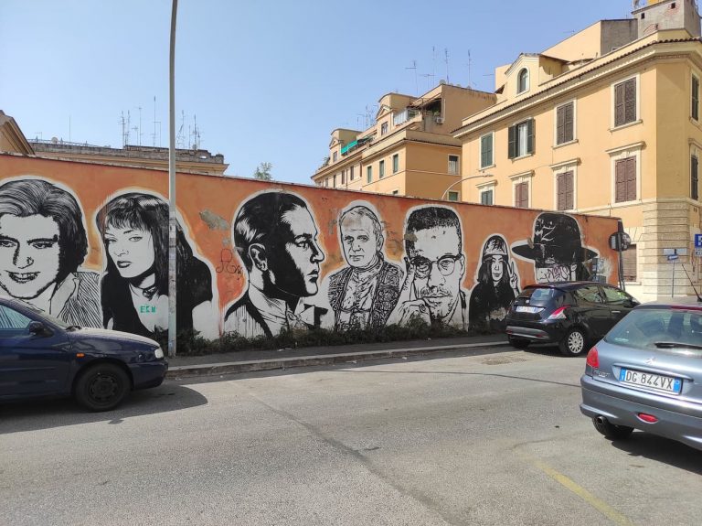 Poľský pápež hneď pri Kostole svätého Benedikta v Ríme. Foto: Bohumil Petrík