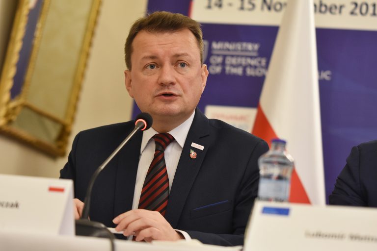 Poľský minister obrany: Ruská vojna na Ukrajine je pre slobodný svet najväčšou výzvou