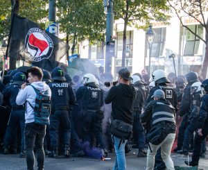 Agresivita vo Viedni: Keby tvoja mama videla, čo robíš, potratila by aj teba