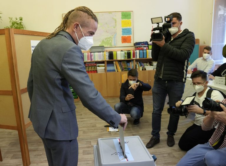 Koalícia PirSTAN žiada o jeden mandát navyše. Pochybiť mala volebná komisia