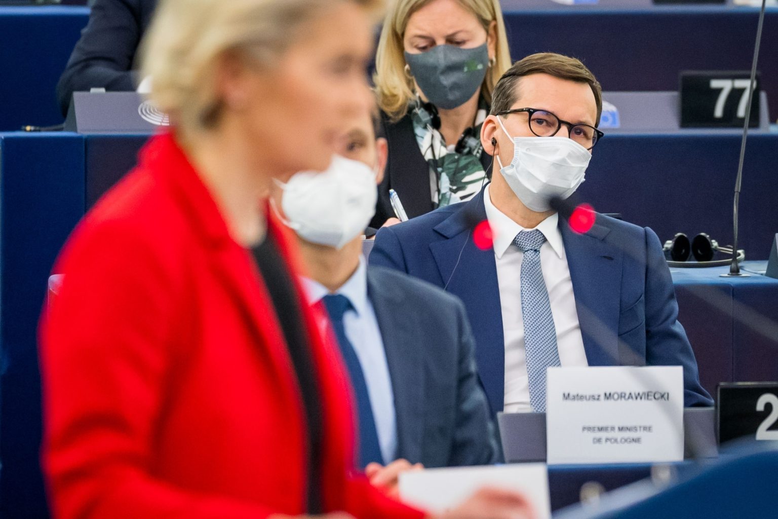 Predsedníčka EK Ursula von der Leyenová a poľský premiér Mateusz Morawiecki v Európskom parlamente, Štrasburg.
Zdroj: Európsky parlament /Daina LE LARDIC