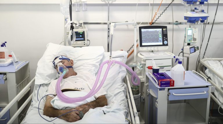 Za smrť muža pravdepodobne mohla vakcína. ŠÚKL uzavrel prípad úmrtia v súvislosti s očkovaním proti covidu