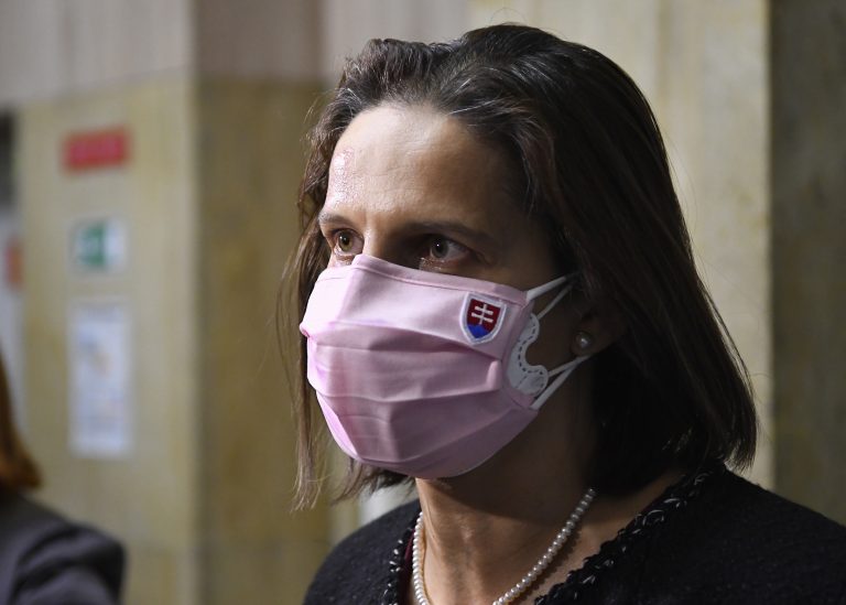 Povinné plošné očkovanie nad 12 rokov? Kolíková hovorí o samostatnom zákone