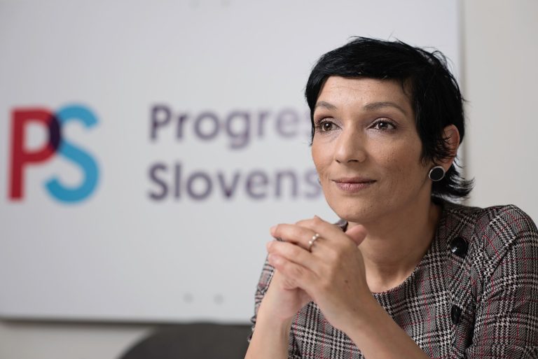 Líderka progresívcov Bihariová: Húlenie tu má silnú tradíciu. Marihuana ma sprevádzala aj v dospelosti