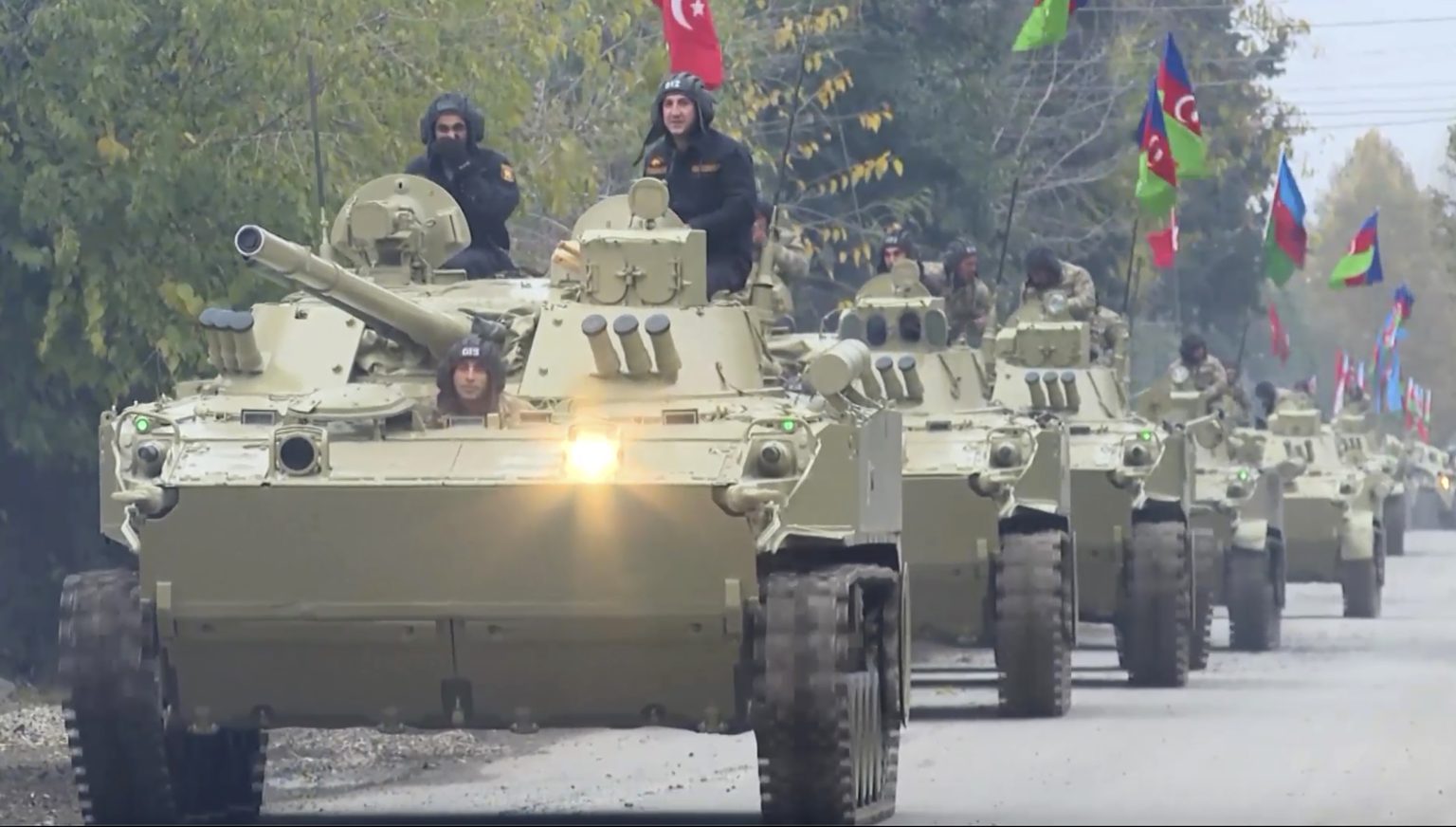 Konvoj tankov azerbajdžanských vojenských síl, ilustračný obrázok. Foto: TASR/AP