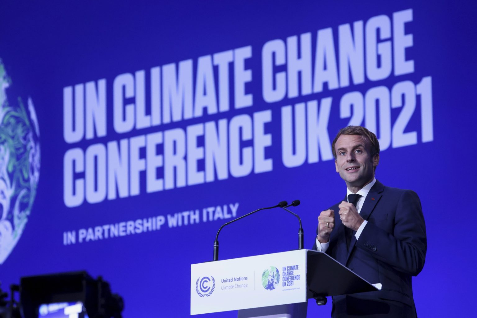 Francúzsky prezident Emmanuel Macron počas otváracieho ceremoniálu na samite COP26. 
Foto: TASR/AP