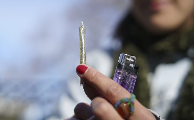 Štúdia: Marihuana môže zhoršiť kvalitu spermií u mužov aj ich potomkov