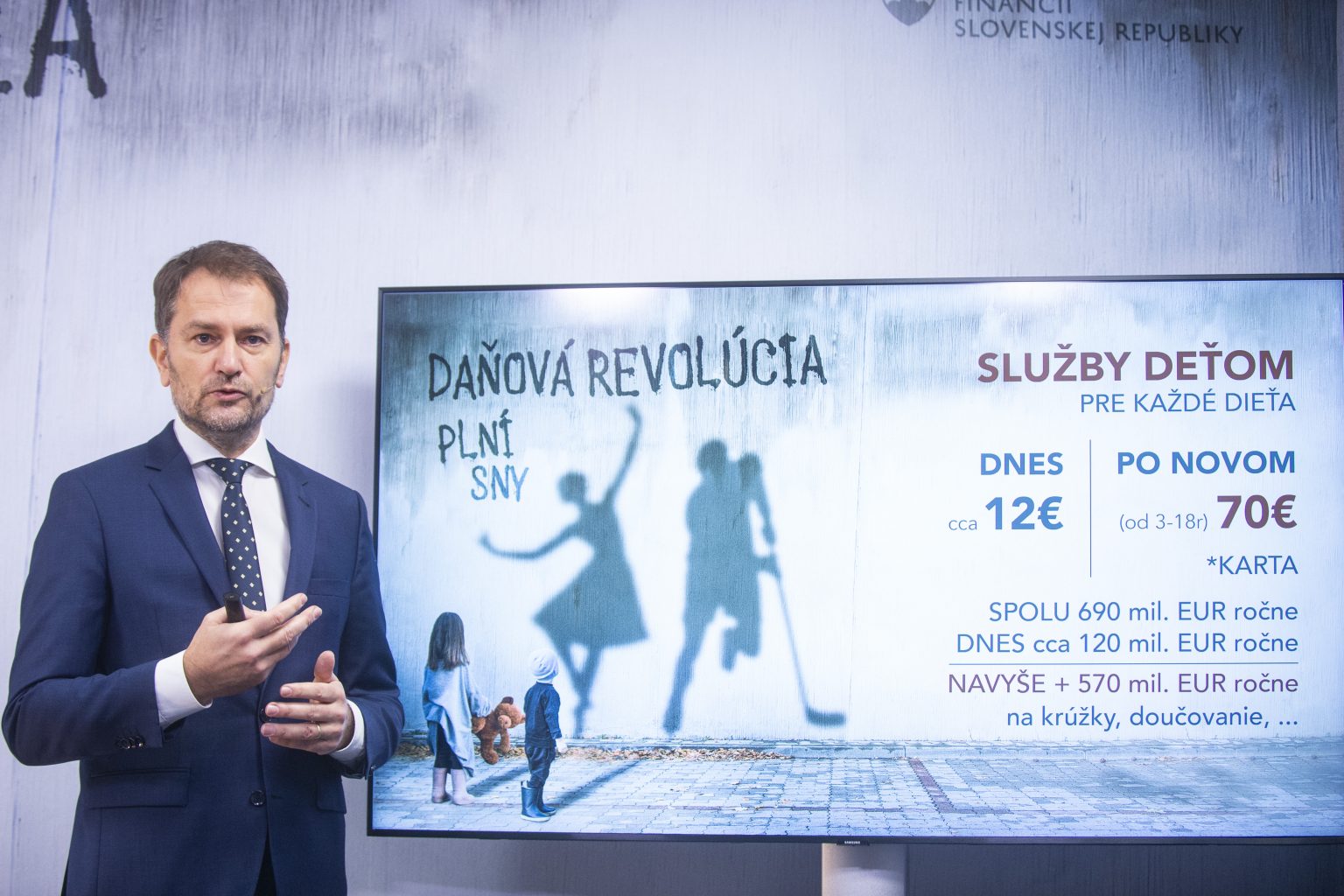Minister financií Igor Matovič pri predstavovaní reformy.
Foto: TASR / Jakub Kotian