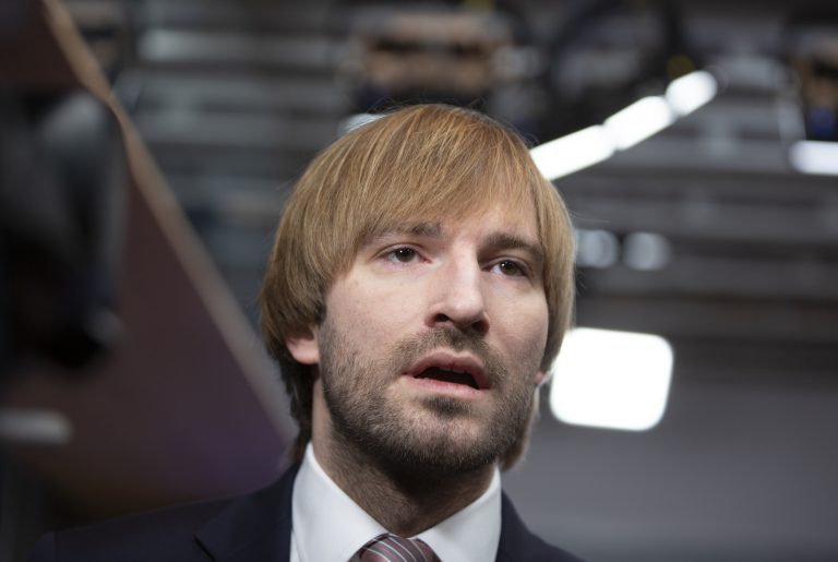 Česká vláda vydá vyhlášku o povinnom očkovaní