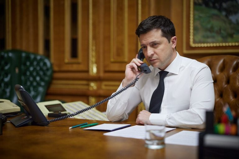 Zelenskyj telefonoval s Trussovou: Ukrajina sa spolieha na vedúcu úlohu Spojeného kráľovstva