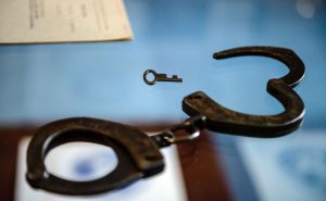 Na dôchodky čoskoro siahnu prvým piatim stovkám eštebákov, už sa na tom pracuje