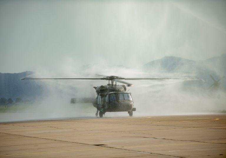 Minister obrany prezradil, v akej hodnote sú ponuky vrtuľníkov pre Slovensko