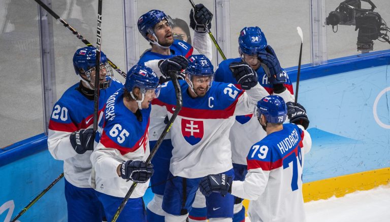 Slovensko vo štvrťfinále olympijského turnaja v hokeji mužov USA - Slovensko na ZOH 2022 v Pekingu v stredu 16. februára 2022. Foto: Jaroslav Novák/TASR