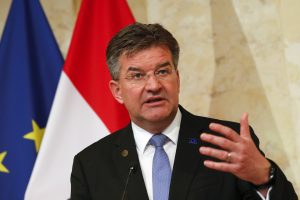 Lajčák odmieta osobný prospech z kontaktov s Epsteinom