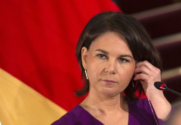 Baerbocková: Západné sankcie nemajú na Rusko taký vplyv, ako by mali mať