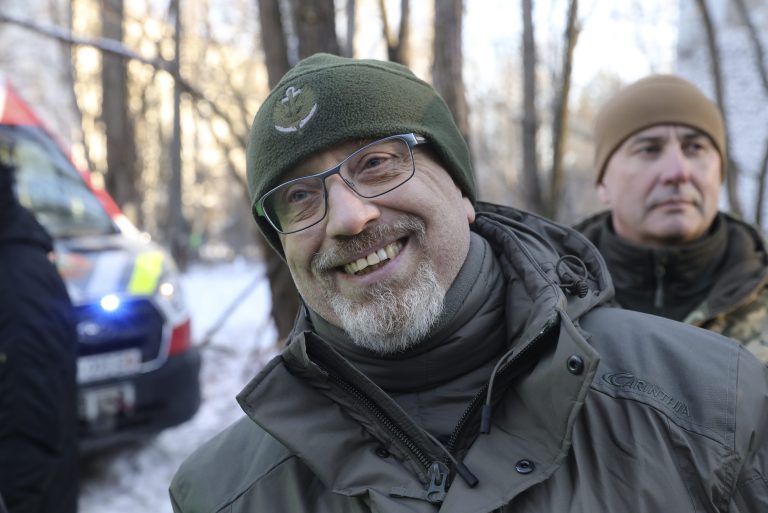 Ukrajinský minister obrany: Rusko nevytvorilo pri hranici úderné skupiny. Nehovorme, že útok začne zajtra alebo pozajtra