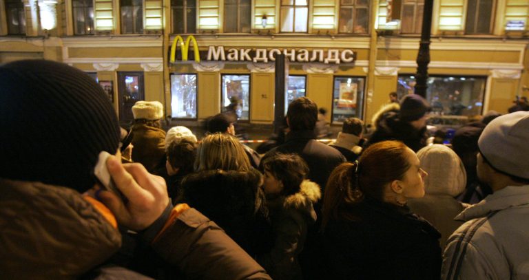 Reštaurácia McDonald´s v Petrohrade. Ilustračné foto: TASR/AP