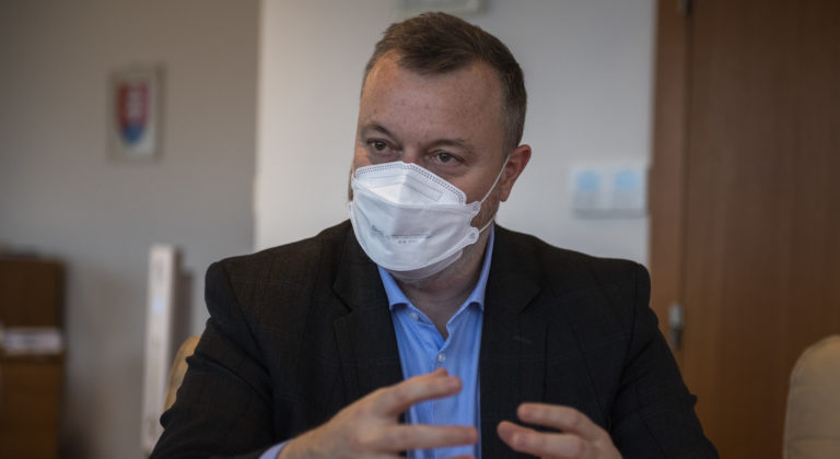 Počet Ukrajincov, ktorí žiadajú o útočisko na Slovensku, sa zvyšuje. Momentálne je to už pätina