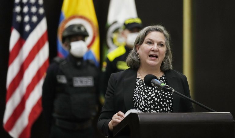 Nulandová: Ukrajina má biologické výskumné zariadenia, môžu ich získať Rusi