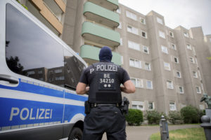 V Nemecku vykonali celoštátne razie, cieľom boli autori urážlivých príspevkov na adresu politikov