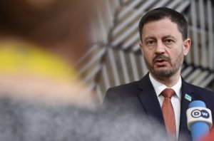 Zástupcovia takmer 50 organizácií píšu Hegerovi: Zastavte Lengvarského a postavte sa LGBT loby