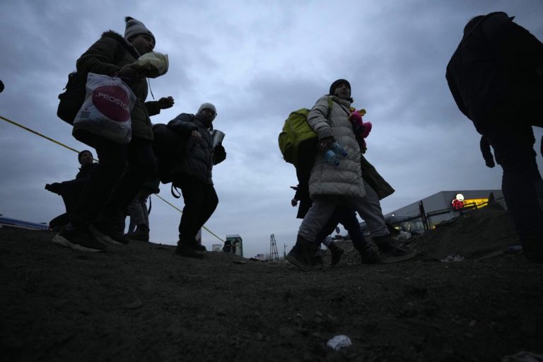 Ukrajina povolila mužom do 22 rokov prekračovať hranice