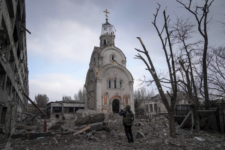 Vojna na Ukrajine zničila stovky náboženských miest. Rusi nazývali evanjelikálov americkými špiónmi, ktorých treba pochovať zaživa