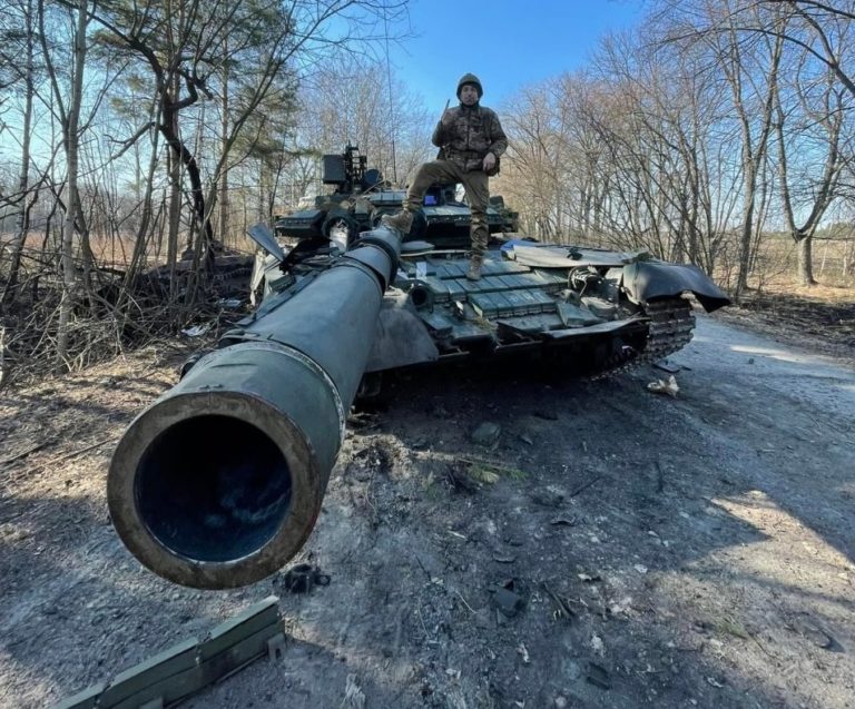 Nemecko zriadi na Slovensku stredisko pre opravu zbraní dodaných Ukrajine