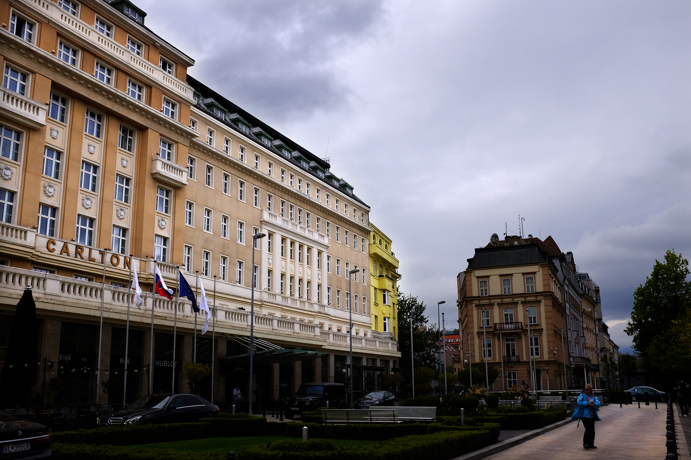 Banka v kauze hotela Carlton konala v prospech eseťákov. Zastavila platby konateľa spoločnosti