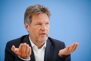 Nemecko má tajného kancelára. Je autentický, empatický, milovaný a zelený