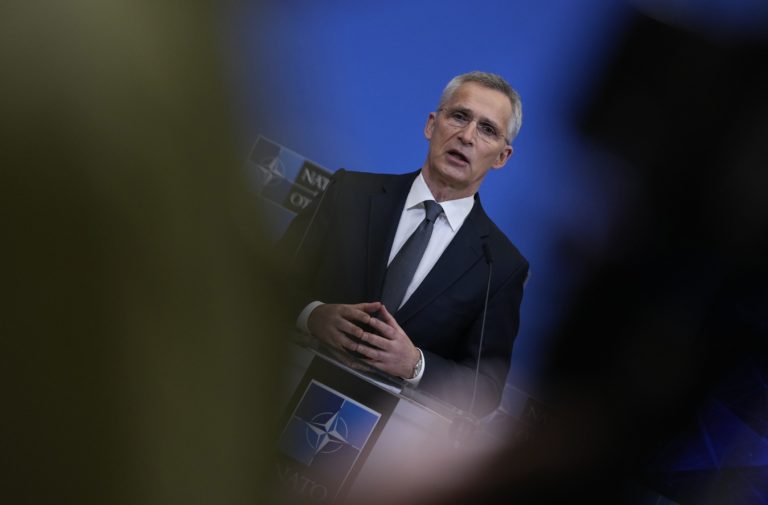 Stoltenberg: Spojenci NATO budú konať, ak sa Švédsko a Fínsko dostanú pod tlak