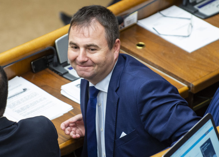 Šimečka: V civilizovanej krajine by Kéry po plagiátorstve už odstúpil