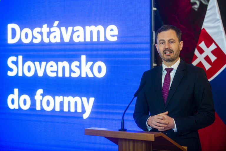 Heger pre BBC: Nechcem, aby nikoho z európskych občanov zabil nejaký diktátor. Za ruský plyn budeme platiť eurami