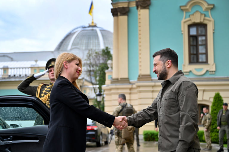 Zuzana Čaputová a Volodymyr Zelenskyj. Foto: TASR/AP